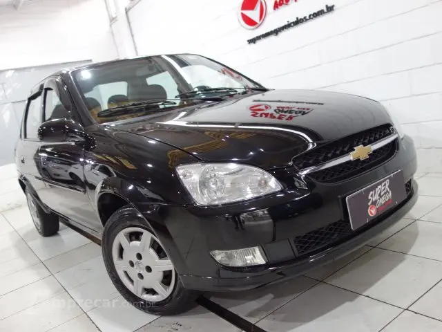 CLASSIC - 1.0 MPFI LS 8V 4P MANUAL