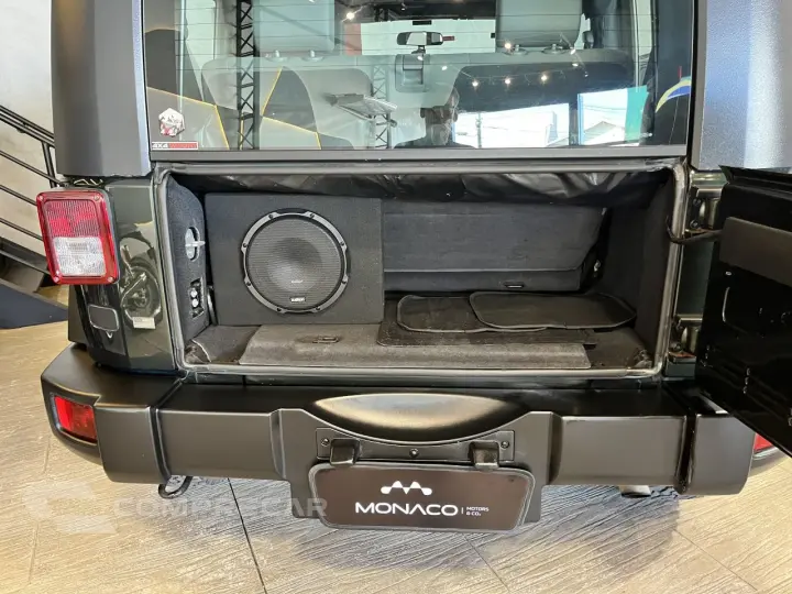 Wrangler 3.8 V6 12V SPORT TETO RÍGIDO E LONA AUTOMÁTICO