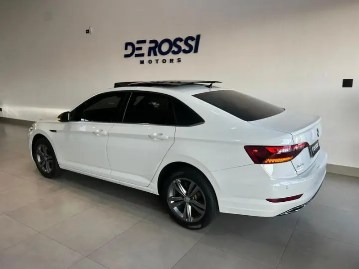 JETTA R-LINE 250 TSI 1.4 FLEX 16V AUT.