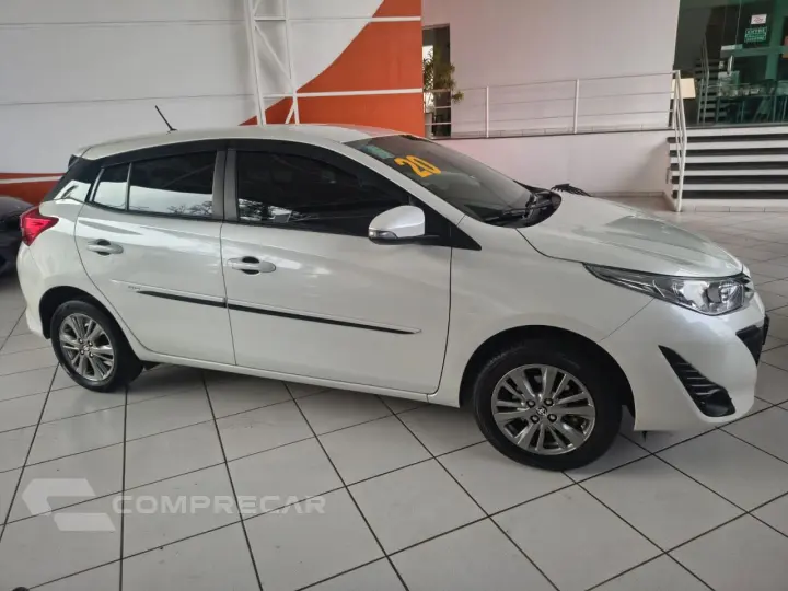Yaris Hatch 1.3 16V 4P FLEX XL PLUS TECH MULTIDRIVE AUTOMÁTI