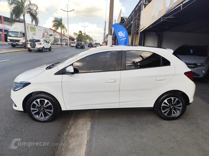 ONIX 1.4 MPFI LTZ 8V