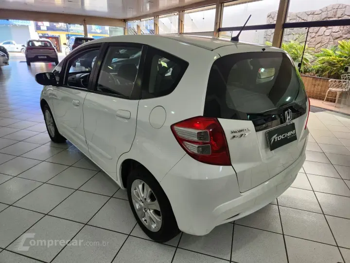 Fit 1.4 16V 4P LX FLEX AUTOMÁTICO