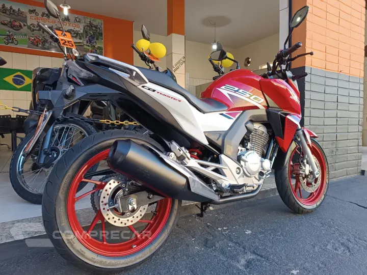 CB250F TWISTER ABS