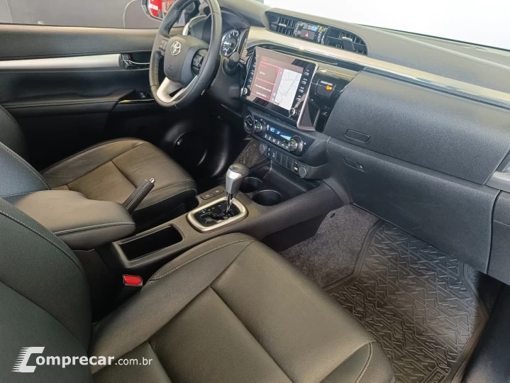 HILUX 2.8 D-4D TURBO CD SRV 4X4 AUTOMÁTICO
