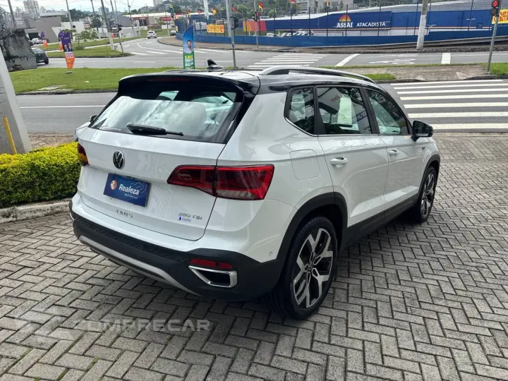 TAOS Highline 1.4 250 TSI Flex Aut.