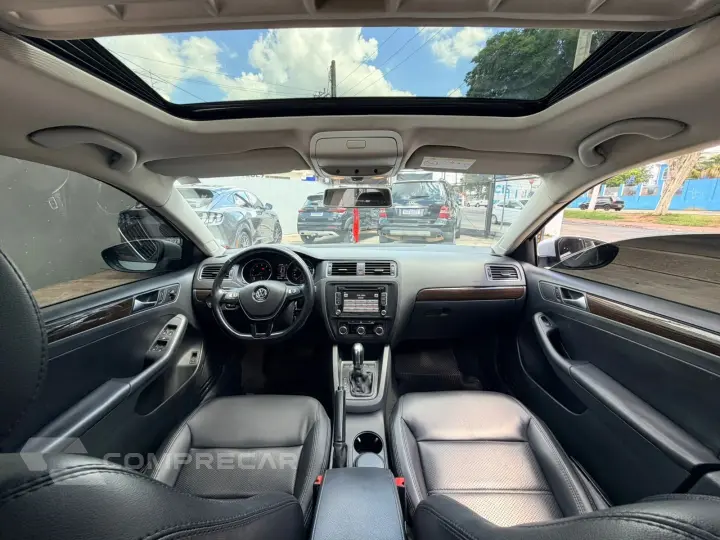 JETTA 2.0 COMFORTLINE FLEX 4P TIPTRONIC