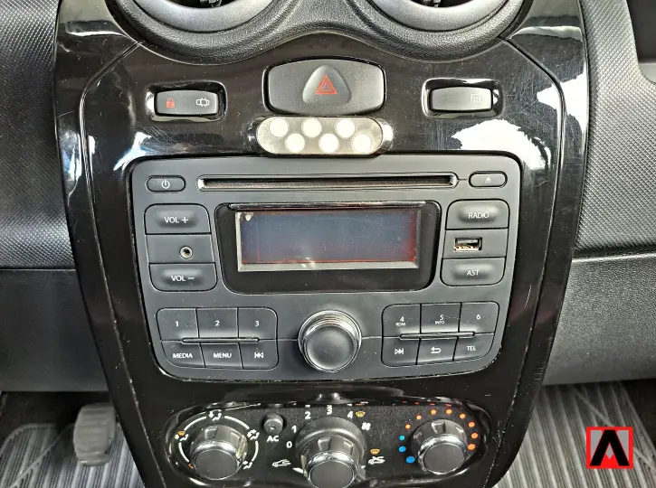 SANDERO 1.6 16V SCE Stepway