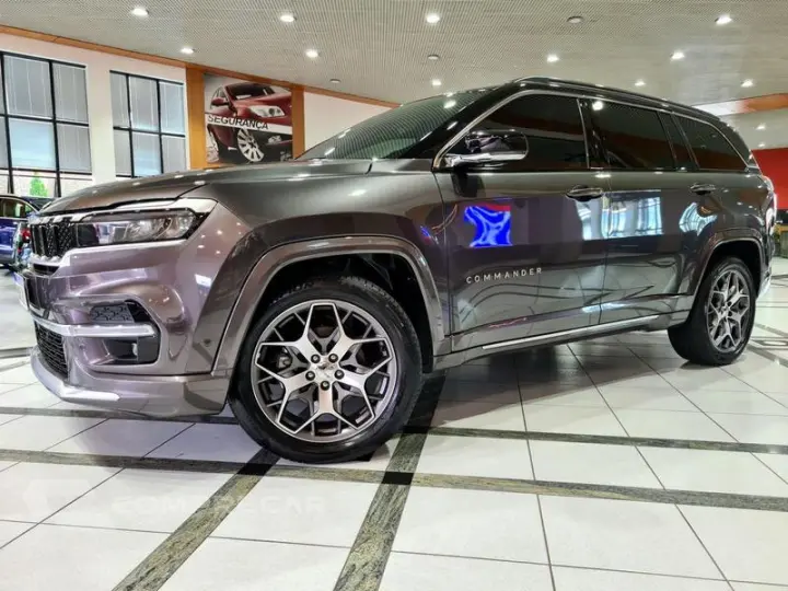 COMMANDER OVERLAND T270 1.3 TB FLEX AUT