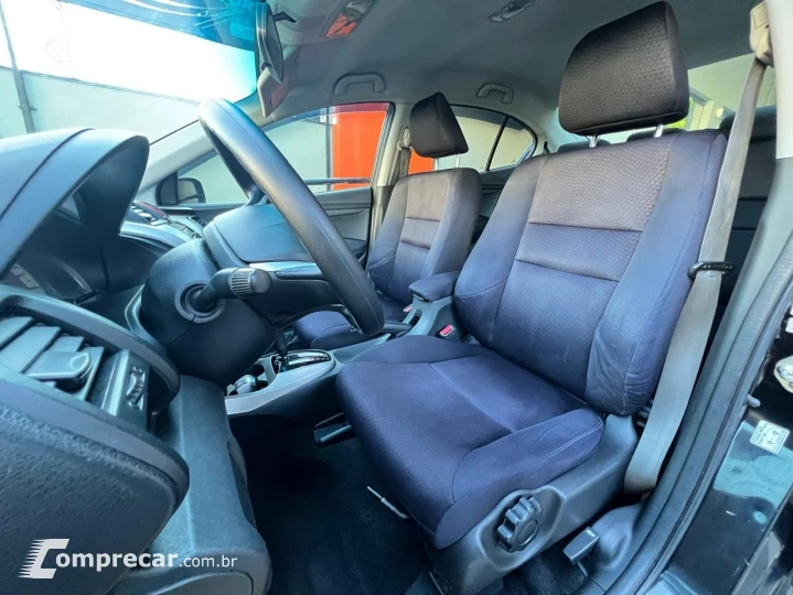 CITY Sedan LX 1.5 Flex 16V 4p Aut.