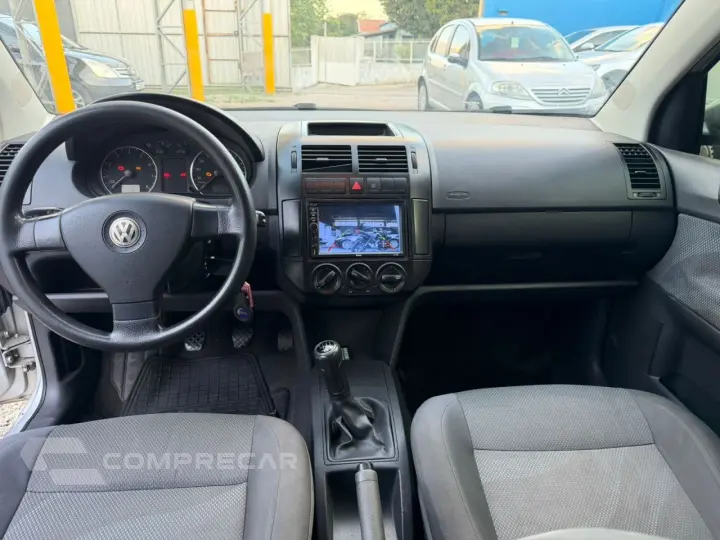 Polo Sedan 1.6 4P COMFORTLINE FLEX