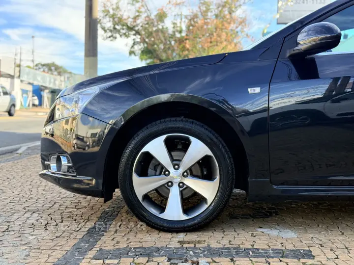 CRUZE 1.8 LT 16V