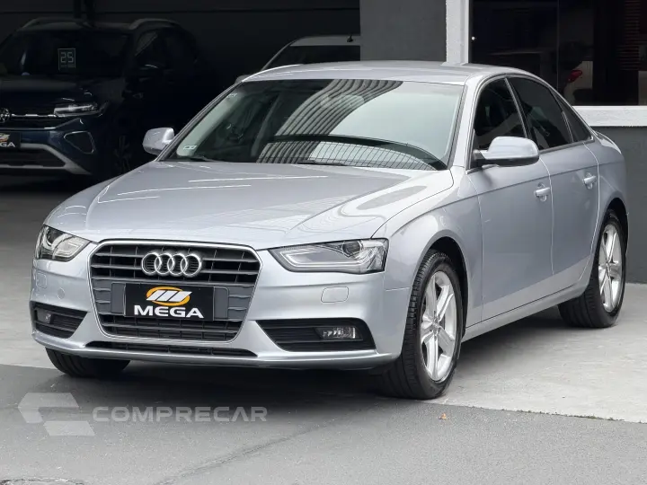 A4 1.8 TFSI AMBIENTE GASOLINA 4P MULTITRONIC