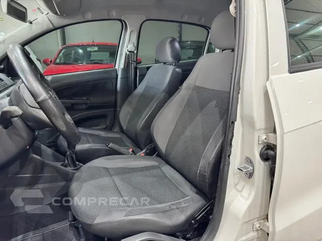 VOYAGE - 1.6 MSI TOTAL TRENDLINE 4P MANUAL