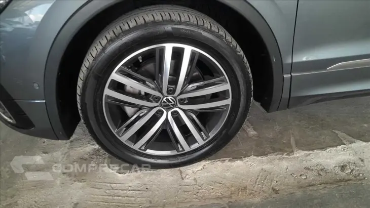 TIGUAN 2.0 300 TSI GASOLINA ALLSPACE R-LINE AUTOM