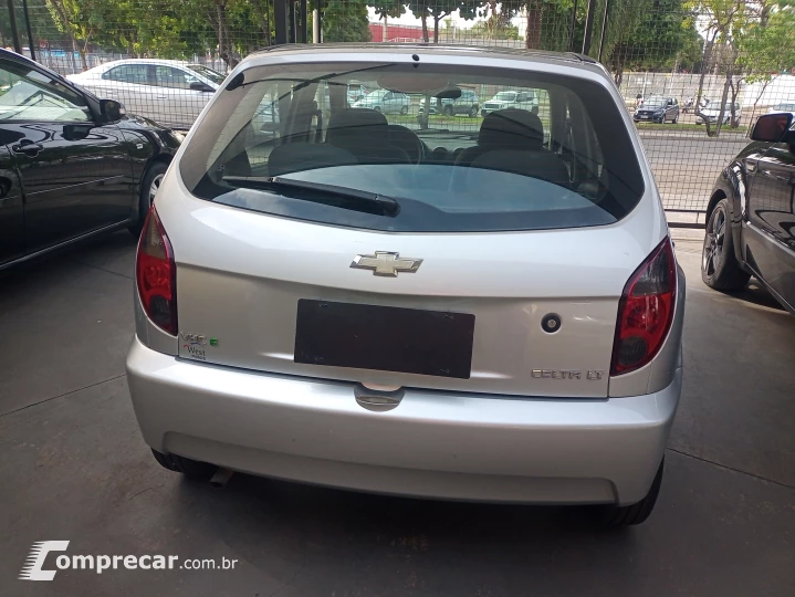 CELTA 1.0 MPFI LT 8V