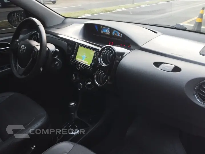 Etios Sedan 1.5 16V 4P FLEX PLATINUM AUTOMÁTICO