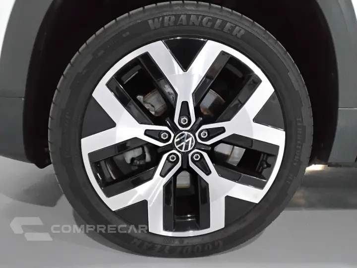 TAOS 1.4 250 TSI TOTAL FLEX HIGHLINE AUTOMÁTICO