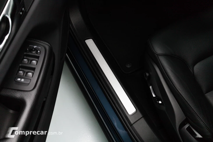 XC60 2.0 T8 HYBRID MOMENTUM AWD GEARTRONIC