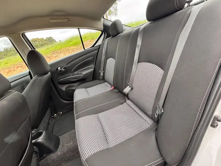 Versa 1.6 16V SV (Flex)