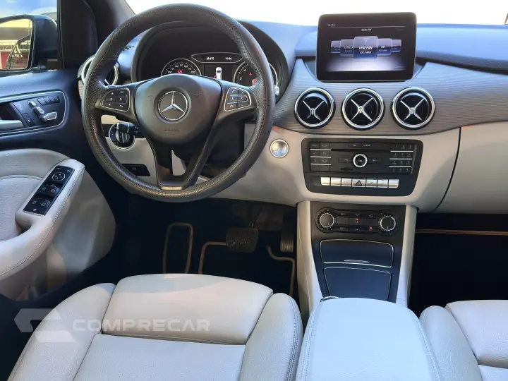 B 200 1.6 CGI FLEX 7G-DCT