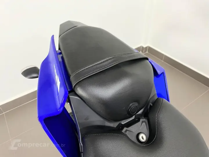 YAMAHA YZF R15 ABS