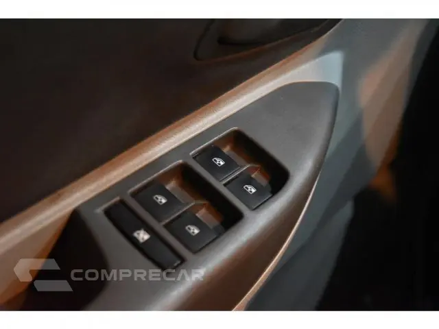 SPIN - 1.8 ADVANTAGE 8V 4P AUTOMÁTICO