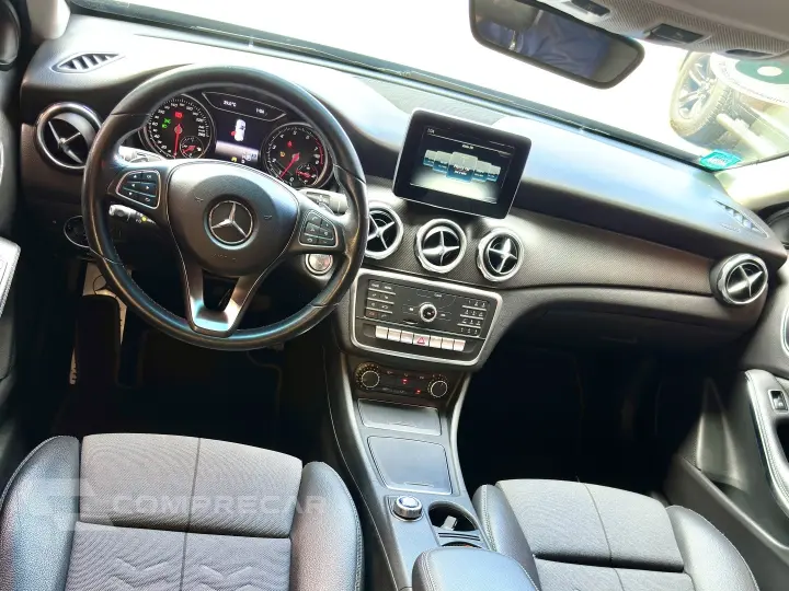 GLA 200 1.6 CGI FLEX STYLE 7G-DCT