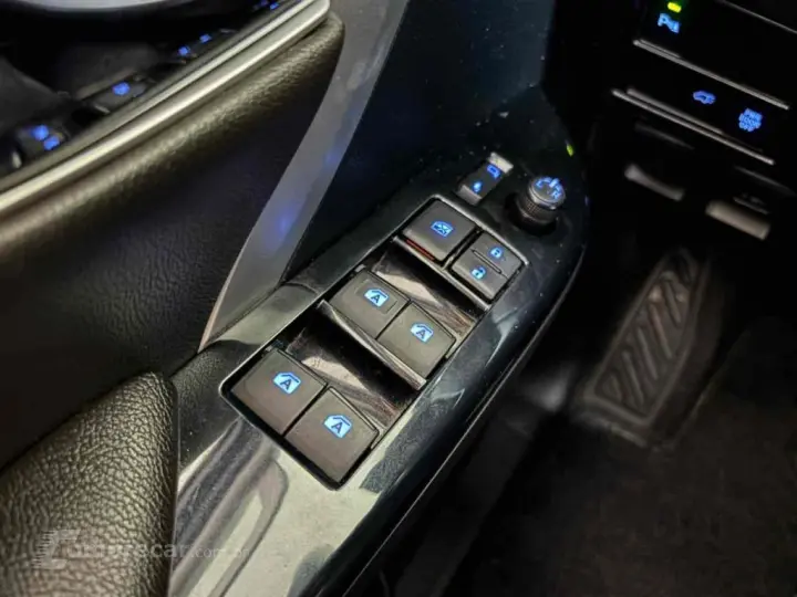 HILUX SW4 2.8 SRX 4X4 16V TURBO INTERCOOLER DIESEL 4P AUTOMÁ