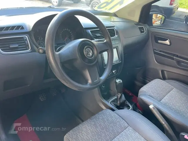 FOX - 1.6 MI 8V 4P MANUAL