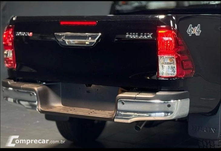 HILUX 2.8 D-4d Turbo CD SR 4X4