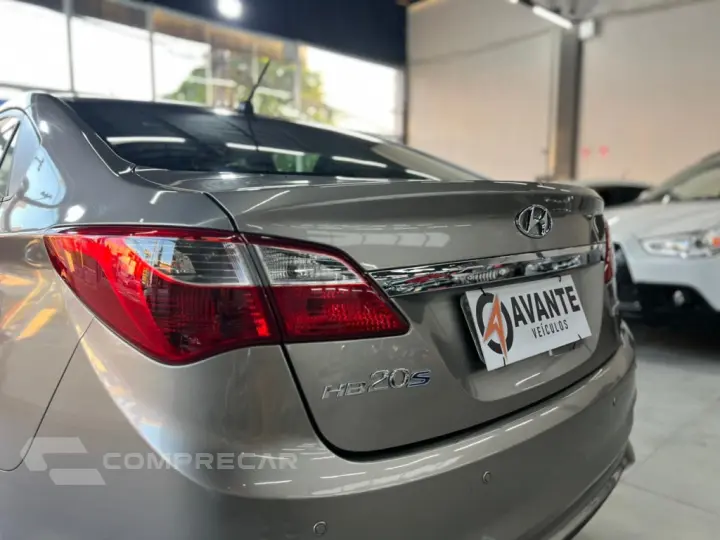 HB20S 1.6 COMFORT PLUS 16V FLEX 4P AUTOMÁTICO