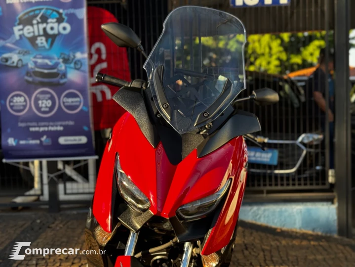 XMAX 250 ABS