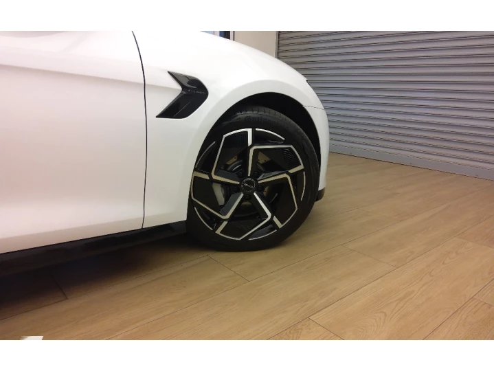 SEAL AWD GS 590EV