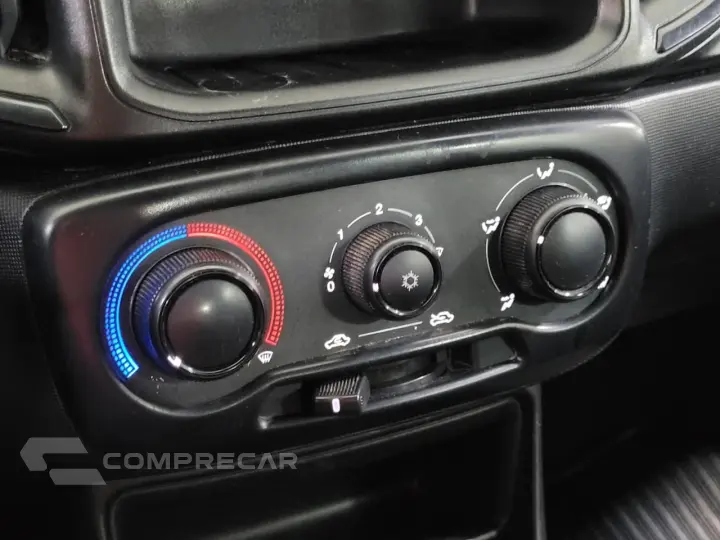Strada Freedom 1.3 Flex 8V CD