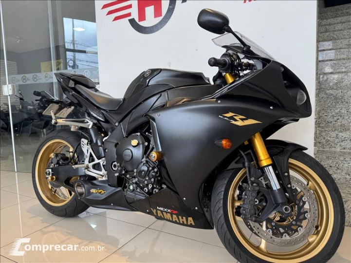 YZF R1