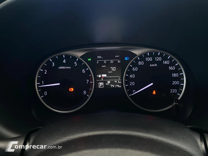 KICKS Active 1.6 16V Flex Aut.