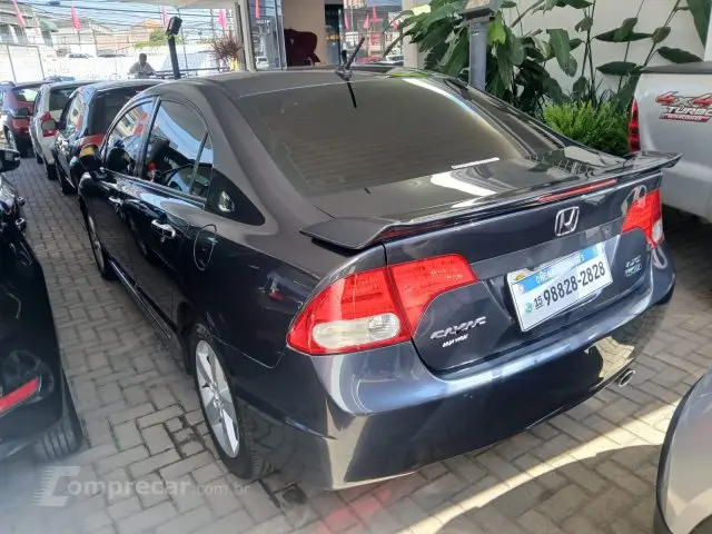 CIVIC - 1.8 LXS 16V 4P AUTOMÁTICO