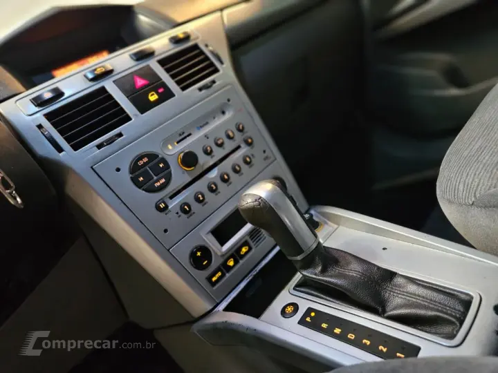 Vectra Elegan. 2.0 MPFI 8V FlexPower Aut