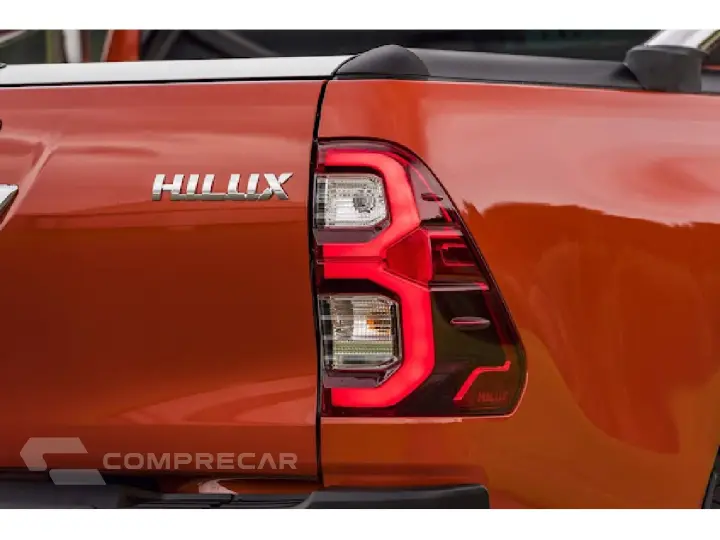 HILUX 2.8 D-4D TURBO DIESEL CD SR 4X4 AUTOMÁTICO