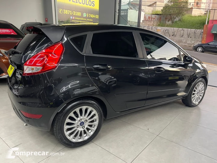 FIESTA 1.6 Ti-vct Titanium