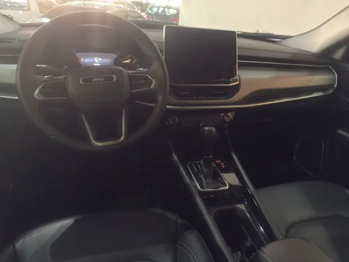 Compass 1.3 16V 4P FLEX LONGITUDE T270 TURBO AUTOMÁTICO