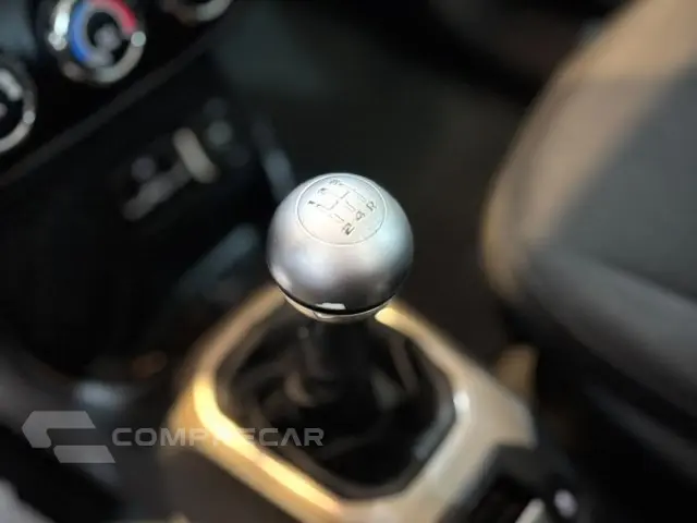 RENEGADE - 1.8 16V SPORT 4P MANUAL