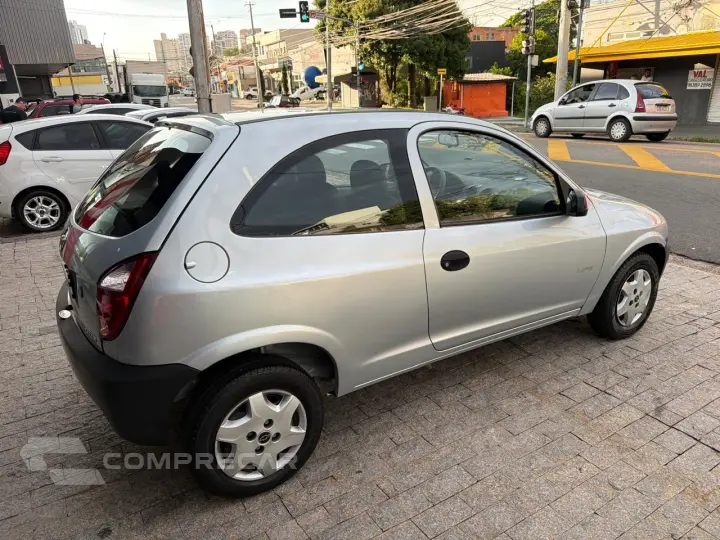 CELTA 1.0 MPFI Life 8V