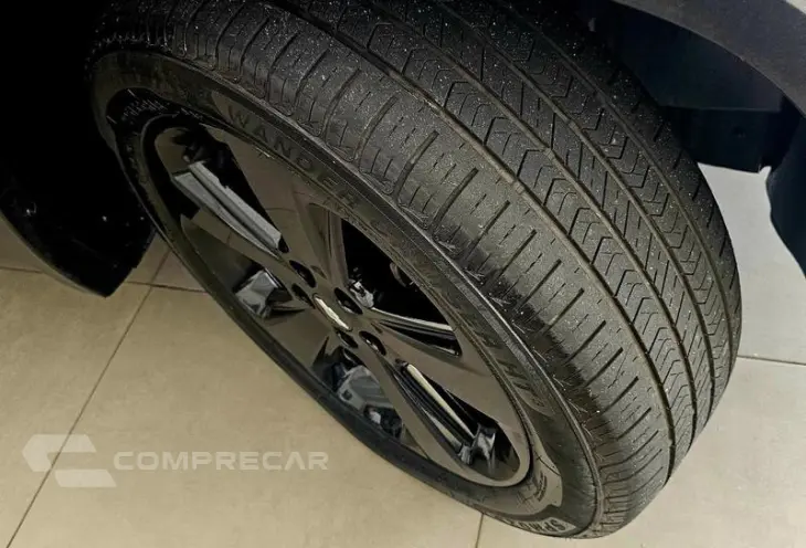 CHEV TRACKER MIDNIGHT