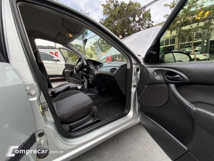 FOCUS 1.6 8V