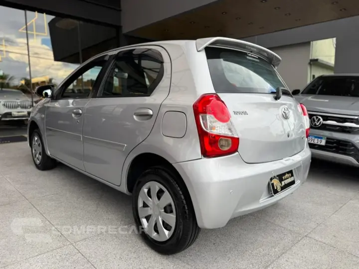 ETIOS 1.5 XS 16V FLEX 4P MANUAL
