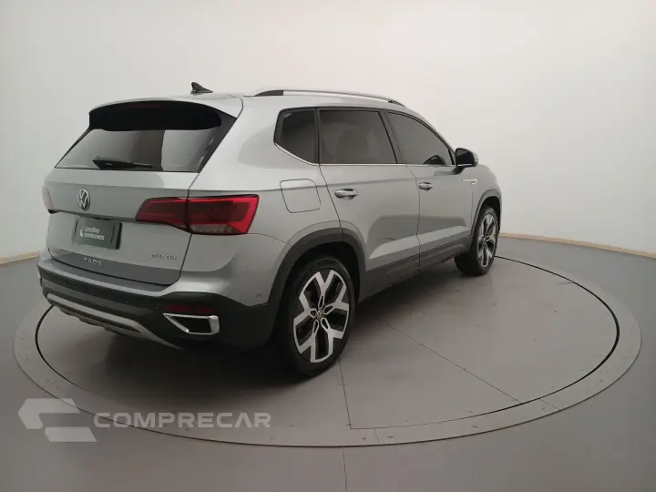 TAOS 1.4 250 TSI TOTAL FLEX HIGHLINE AUTOMÁTICO