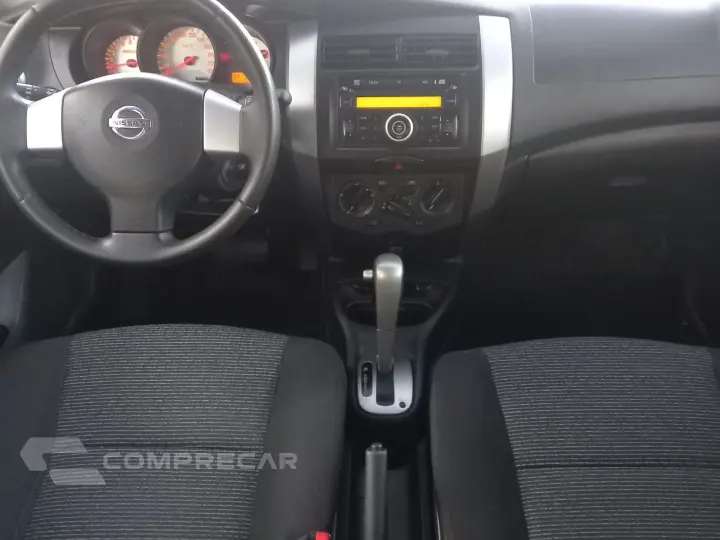 Livina 1.8 S 16V Flex 4P Automático