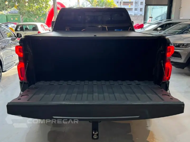 SILVERADO 5.3 V8 GASOLINA 1500 HIGH COUNTRY 4X4 AUTOMÁTICO