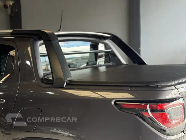 STRADA 1.0 TURBO 200 FLEX RANCH CD CVT